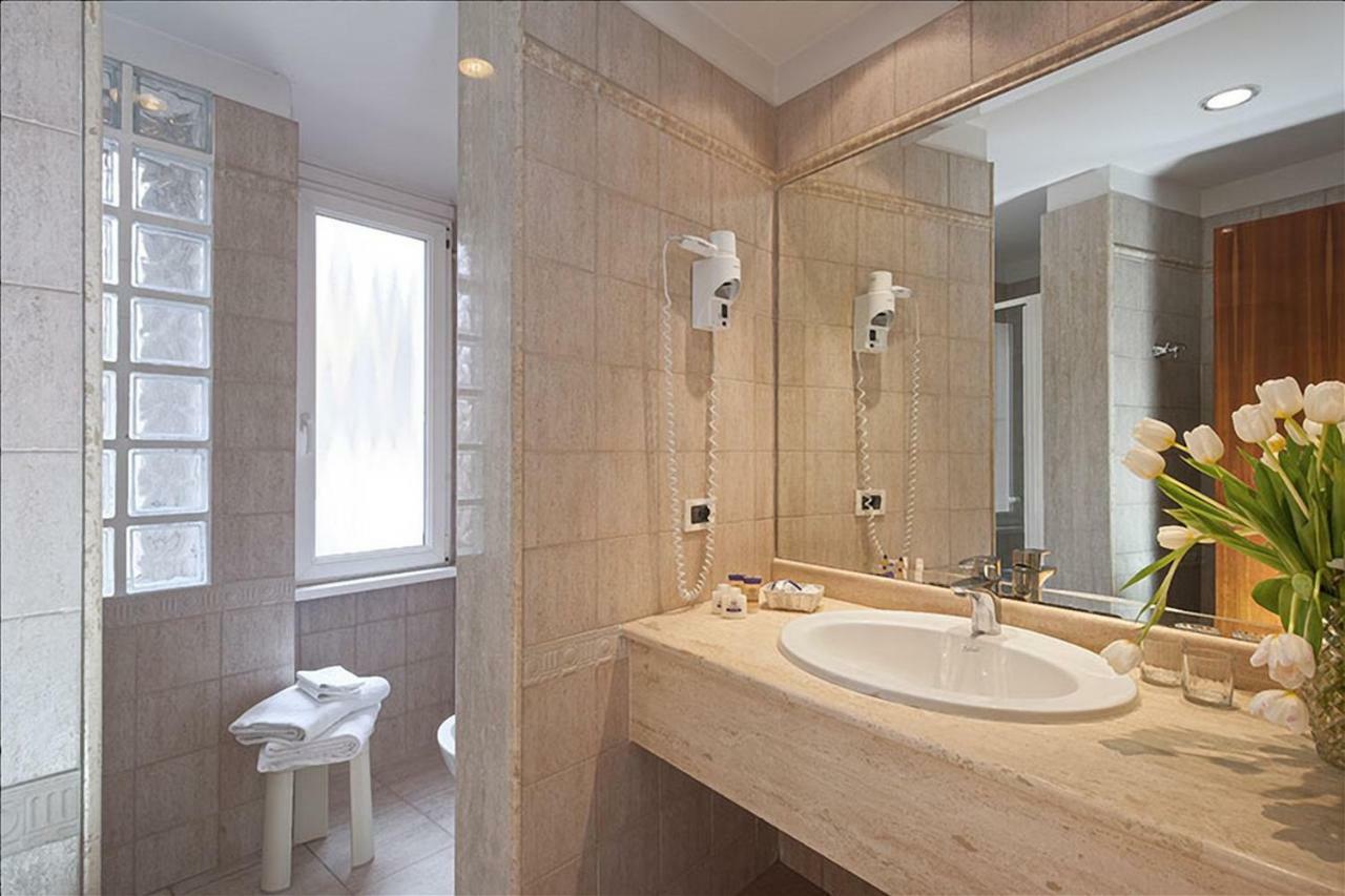 Hotel Portoghesi Rome Luaran gambar